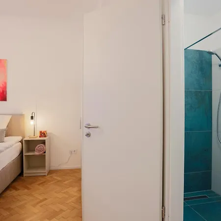Ventobudapest With Parking, 4Rooms & 4Bathrooms Apartament *