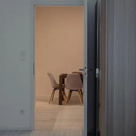 Ventobudapest With Parking, 4Rooms & 4Bathrooms *
