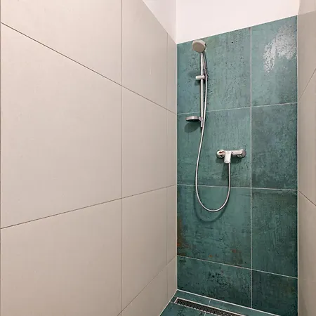 Διαμέρισμα Ventobudapest With 1 Optional Parking, 4rooms & 4bathrooms *