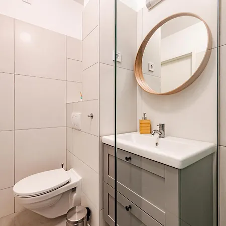 Ventobudapest With 1 Optional Parking, 4rooms & 4bathrooms Apartamento Budapest